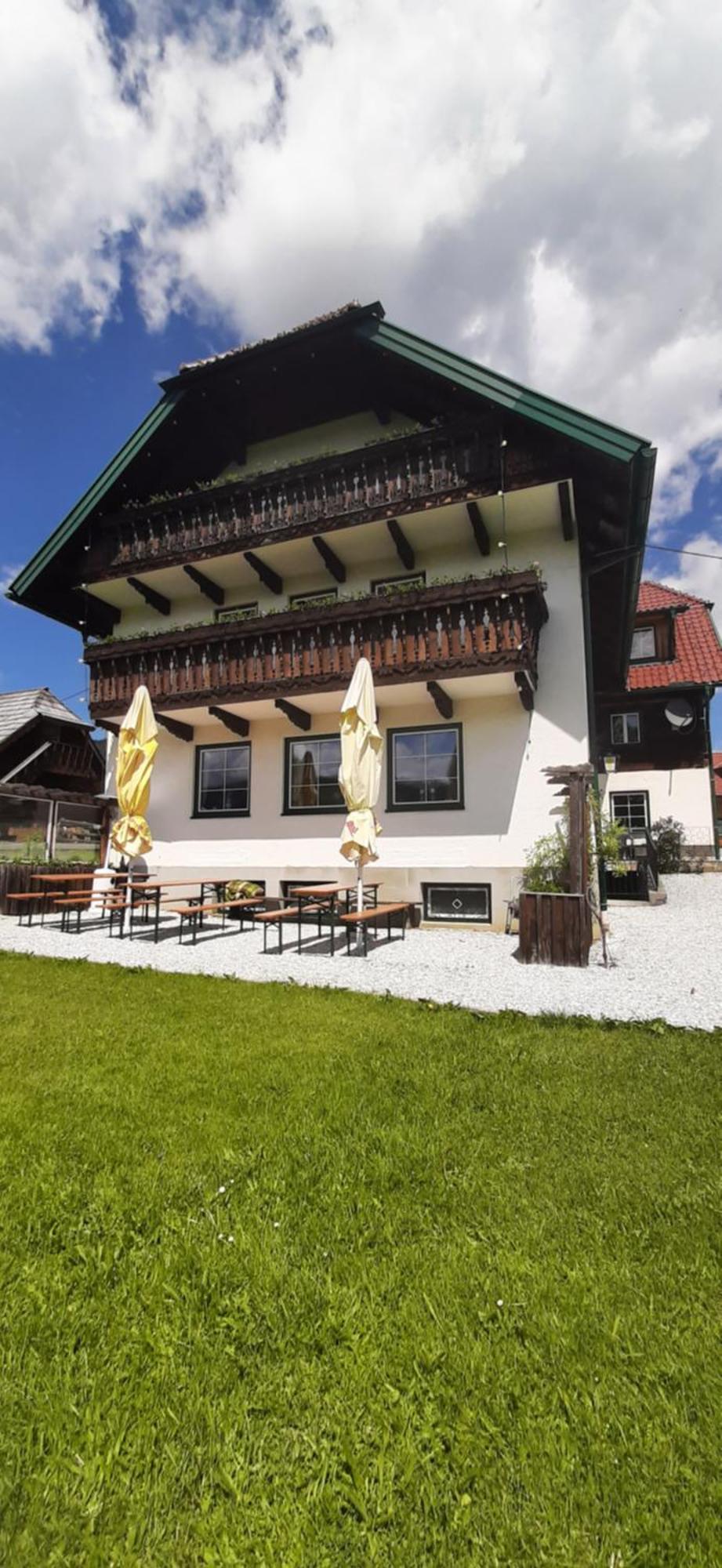 Fruhstuckspension Bischof I D Wiesen Sankt Peter am Kammersberg Ngoại thất bức ảnh